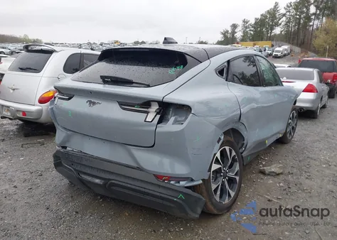 2025 Ford Mustang Mach-E Select z USA, uszkodzony, nr VIN 3FMTK1R45SMA08853